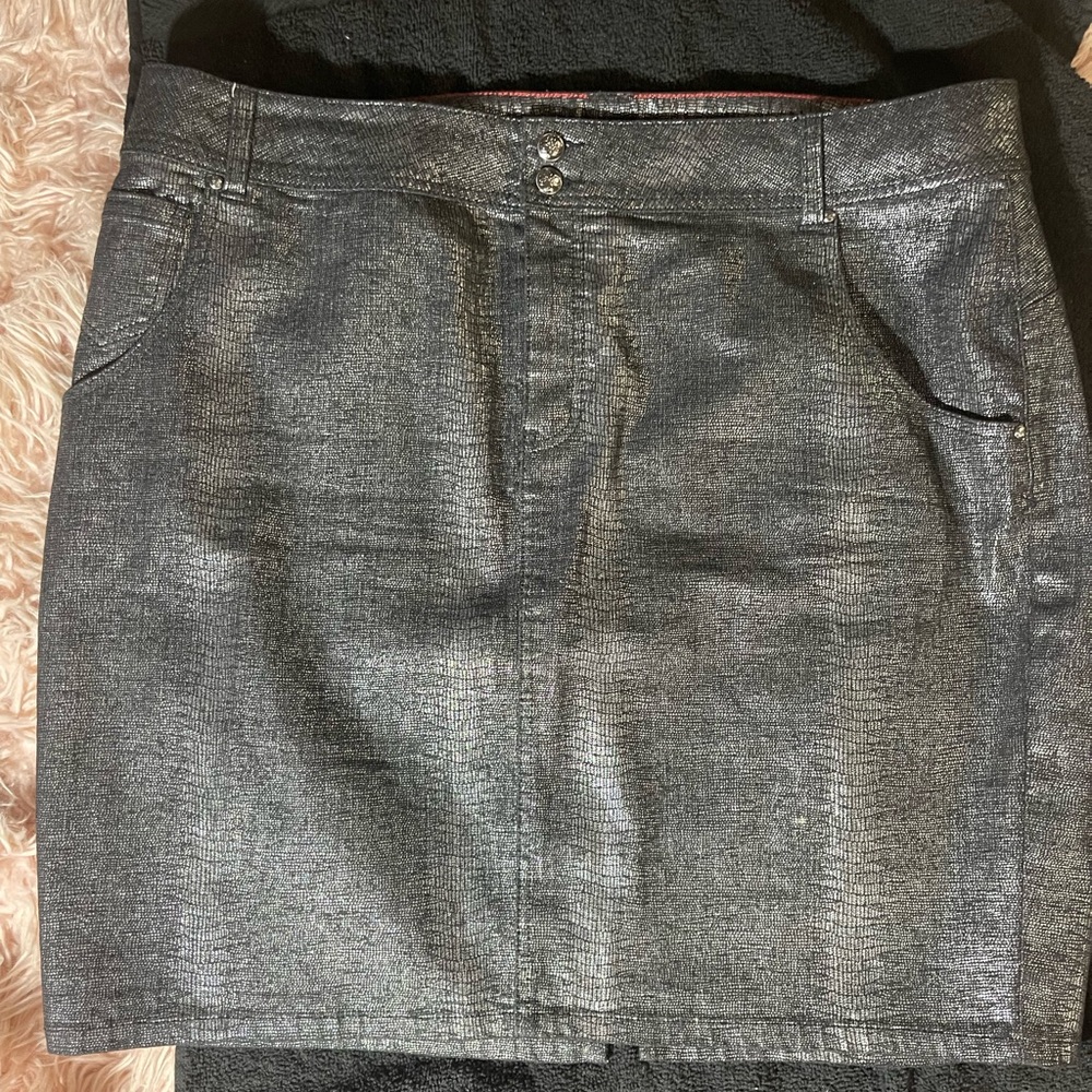 Lane Bryant Sparkle black skirt size 22